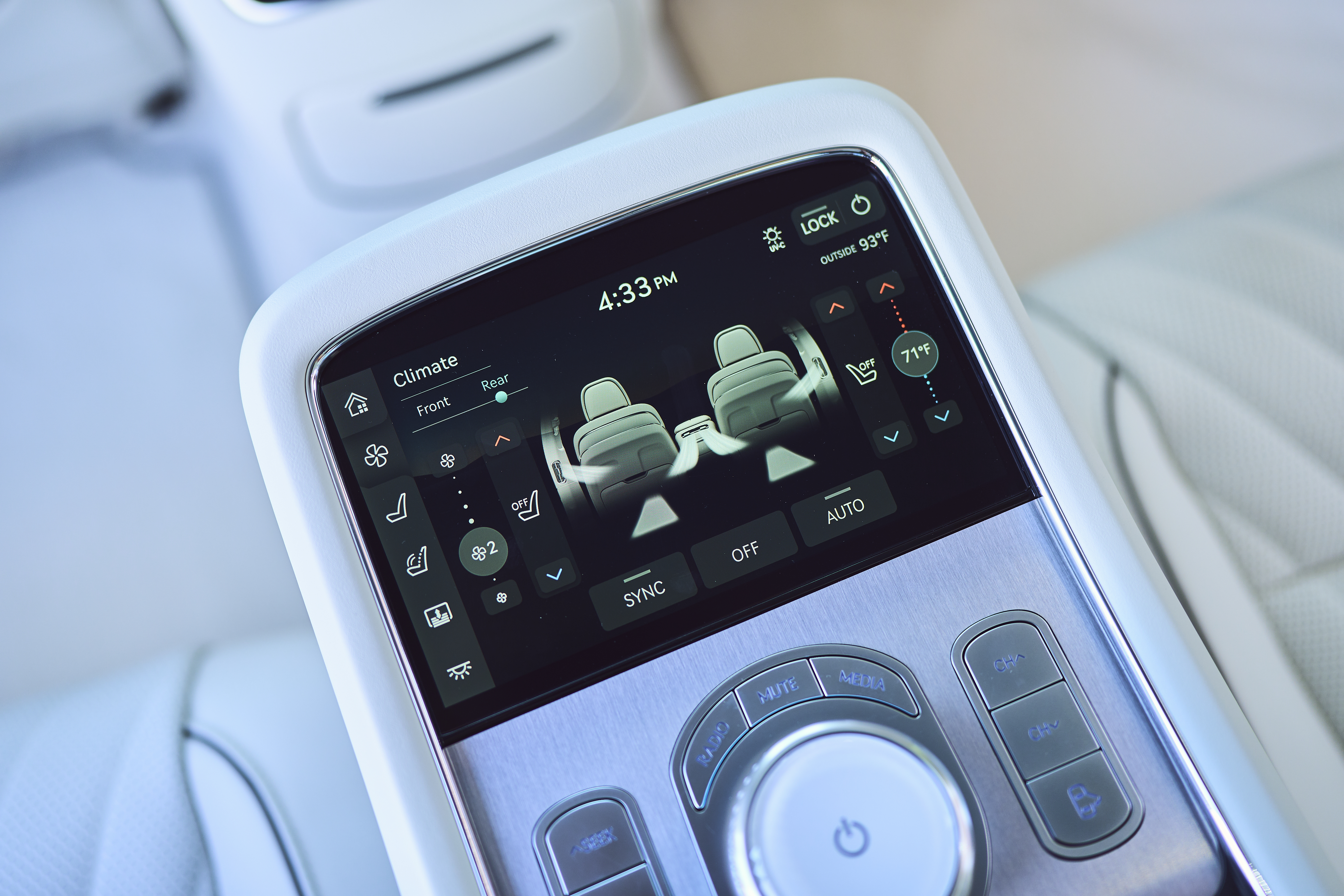 2023 Genesis G90 Dashboard View