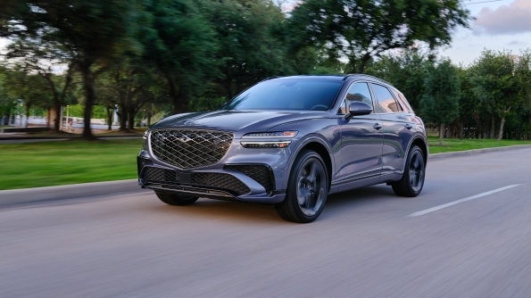 2027 Genesis GV70